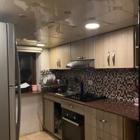 In Baku 100.0 m² apartment is for sale - Image 3