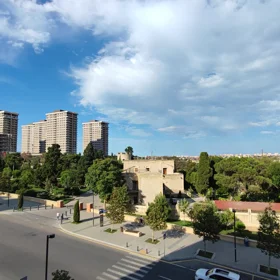 Baku-da 135.0 m2 mənzil kirayə verilir - Şəkil 2