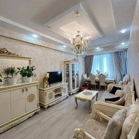In Baku 78.0 m² apartment is for sale - Image 2
