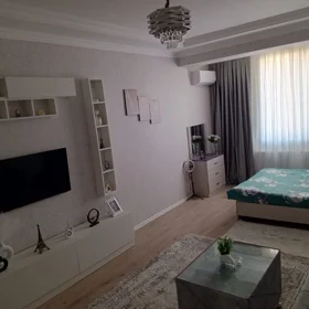 In Baku 68.0 m² apartment is for sale - Image 3