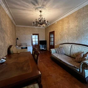 In Baku 75.0 m² apartment is for sale - Image 2