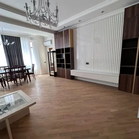 Baku-da 200.0 m2 mənzil kirayə verilir - Şəkil 2
