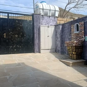 In Baku 126.0 m² house with 3.0 rooms is for sale - Image 2