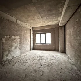 In Baku 134.0 m² apartment is for sale - Image 5