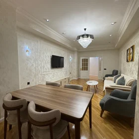 Baku-da 130.0 m2 mənzil kirayə verilir - Şəkil 2