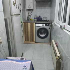 Baku-da 70.0 m2 mənzil satılır - Şəkil 2