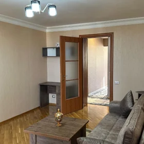 Baku-da 70.0 m2 mənzil kirayə verilir - Şəkil 2