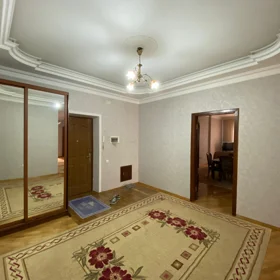 Baku-da 130.0 m2 mənzil kirayə verilir - Şəkil 2