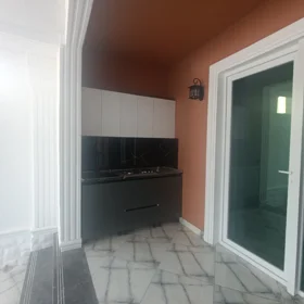 In Baku 100.0 m² house with 5.0 rooms is for sale - Image 2