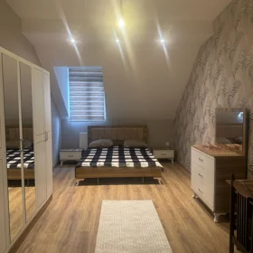 In Baku 210.0 m² apartment is for rent - Изображение 2