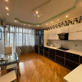 Baku-da 150.0 m2 mənzil kirayə verilir - Şəkil 4