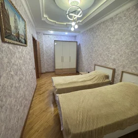 Baku-da 125.0 m2 mənzil kirayə verilir - Şəkil 3