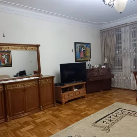 nan-da 140.0 m2 mənzil kirayə verilir - Şəkil 2