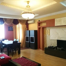 Baku-da 150.0 m2 mənzil kirayə verilir - Şəkil 2
