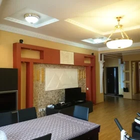 Baku-da 150.0 m2 mənzil kirayə verilir - Şəkil 3