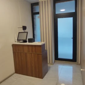 Baku-da 300.0 m2 obyekt kirayə verilir - Şəkil 2
