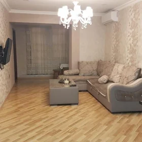 Baku-da 90.0 m2 mənzil kirayə verilir - Şəkil 2