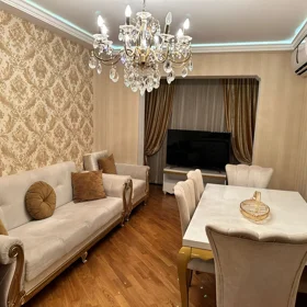 Baku-da 95.0 m2 mənzil kirayə verilir - Şəkil 3