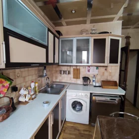 In Baku 60.0 m² apartment is for rent - Image 3