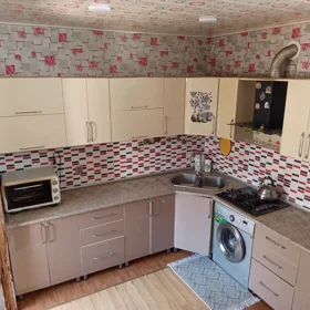 In Baku 90.0 m² house with 3.0 rooms is for sale - Image 5