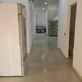 In Baku 160.0 m² commercial is for rent - Image 2