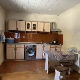 In nan 140.0 m² house with 5.0 rooms is for sale - Image 4