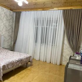 In Baku 140.0 m² house with 4.0 rooms is for sale - Image 4