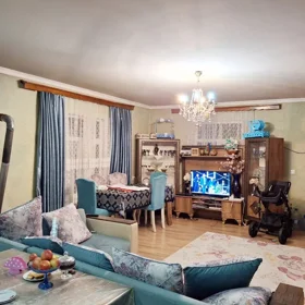 In Baku 60.0 m² house with 3.0 rooms is for sale - Image 3