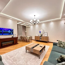 In Baku 123.0 m² apartment is for sale - Image 3