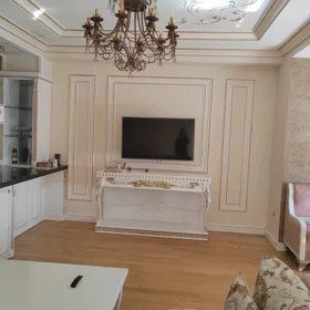 Baku-da 85.0 m2 mənzil kirayə verilir - Şəkil 3