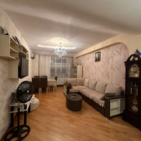 In Baku 84.0 m² apartment is for sale - Image 2