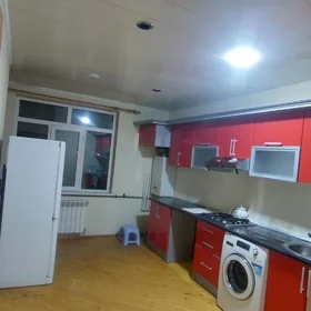 In Khirdalan 70.0 m² apartment is for rent - Image 5