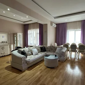 In Baku 150.0 m² apartment is for rent - Изображение 2