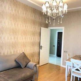 In Baku 65.0 m² apartment is for rent - Image 3