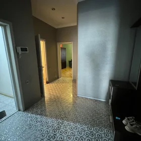 In Baku 123.0 m² apartment is for rent - Image 4