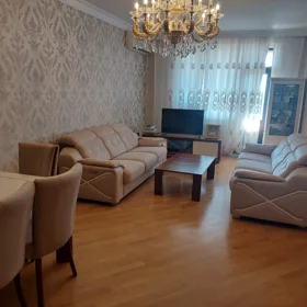 In Baku 100.0 m² apartment is for rent - Image 2