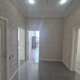 In Khirdalan 68.0 m² apartment is for sale - Image 3