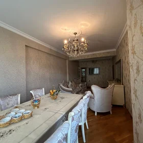 In Baku 80.0 m² apartment is for rent - Image 2