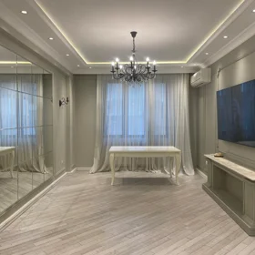 In Baku 105.0 m² apartment is for sale - Image 4