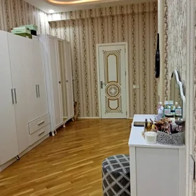 In Baku 120.0 m² apartment is for rent - Image 2