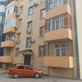 In Baku 76.0 m² apartment is for sale - Image 4