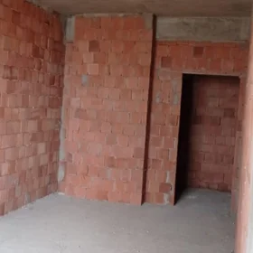 In Baku 76.0 m² apartment is for sale - Image 5