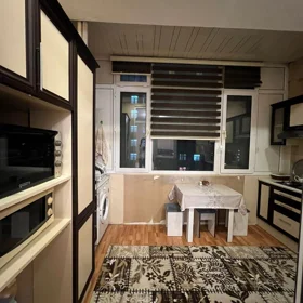 In Baku 80.0 m² apartment is for rent - Image 5