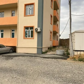 In Baku 57.0 m² apartment is for sale - Image 3