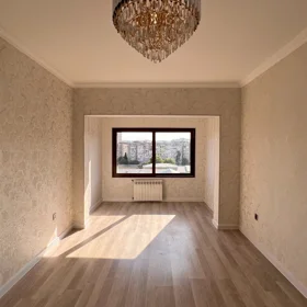 In Baku 100.0 m² apartment is for sale - Image 2