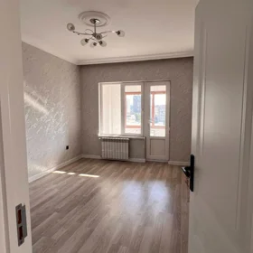 In Baku 100.0 m² apartment is for sale - Image 4