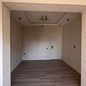 In Baku 100.0 m² apartment is for sale - Image 5