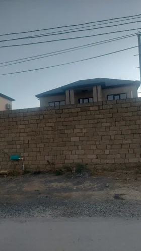 Baku-da nan sot torpaq satılır - Şəkil 2