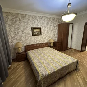 Baku-da 85.0 m2 mənzil kirayə verilir - Şəkil 2