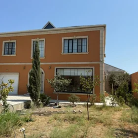 In Baku 300.0 m² house with 5.0 rooms is for sale - Image 3